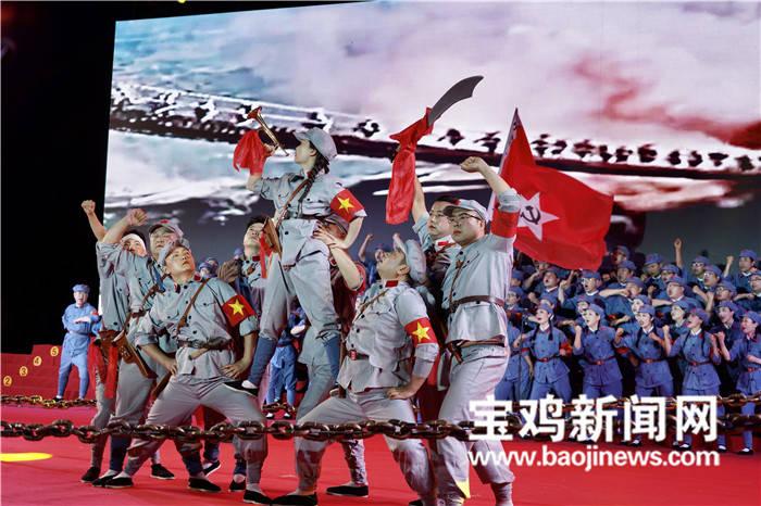 泰晤士:母亲建议巴因德尔改打门将,他现在已流利掌握英语