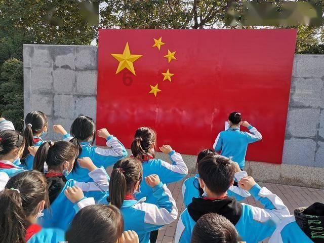 虫虫助手下载